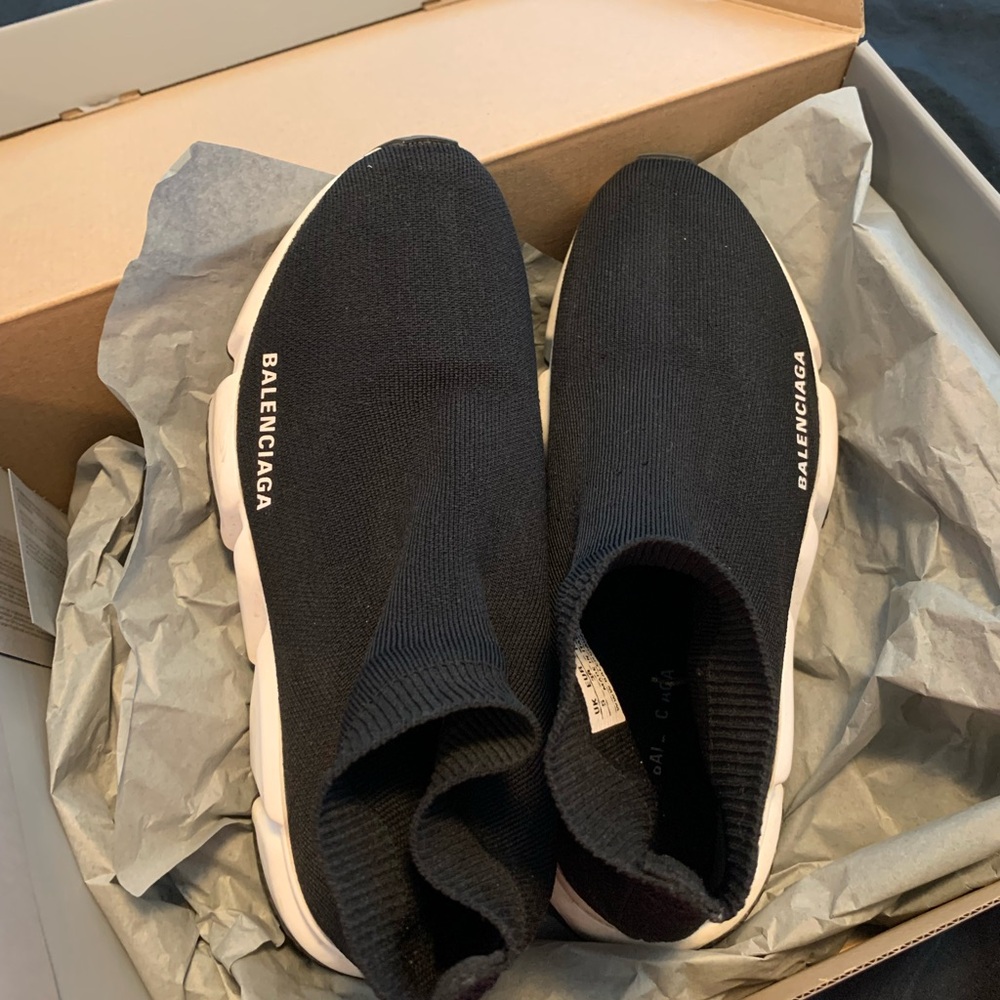 Like new balenciaga speed trainers . authentic and come in the box